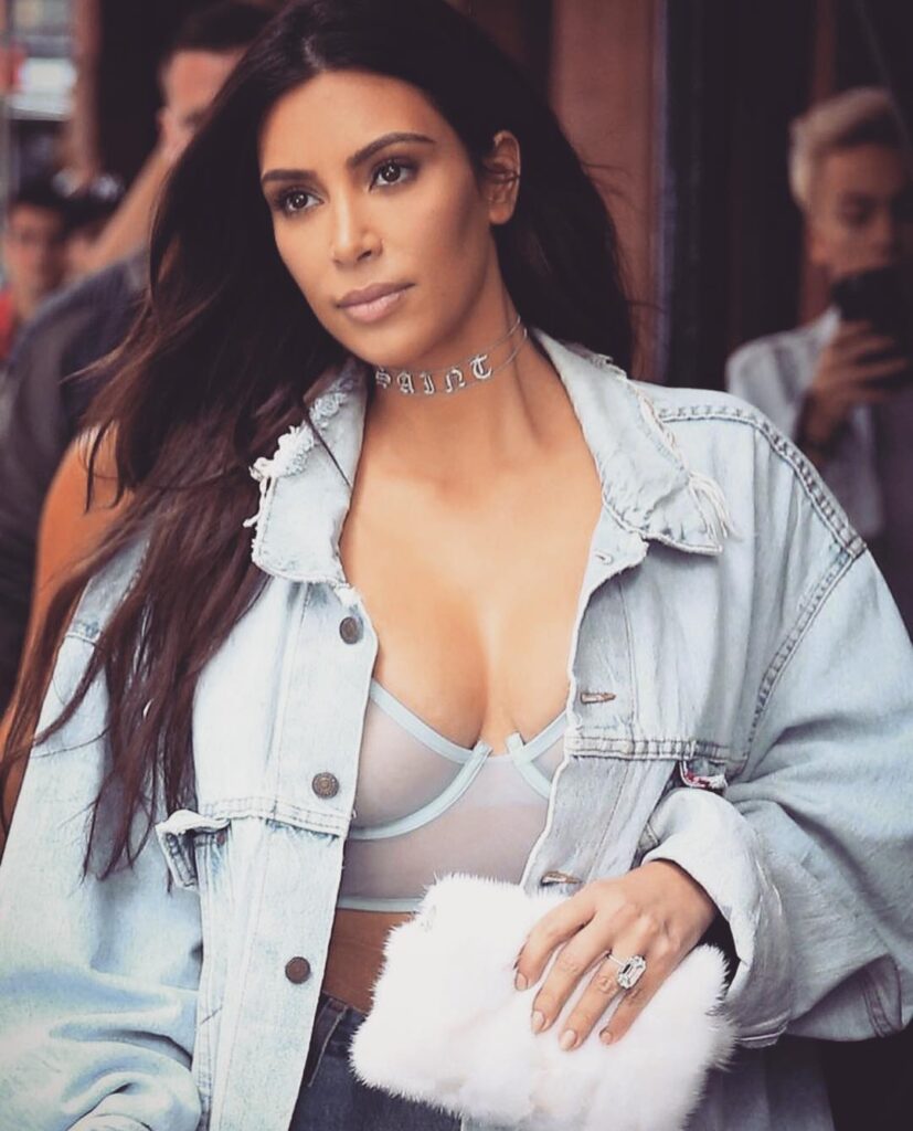 Kim Kardashian Hottest Pics
