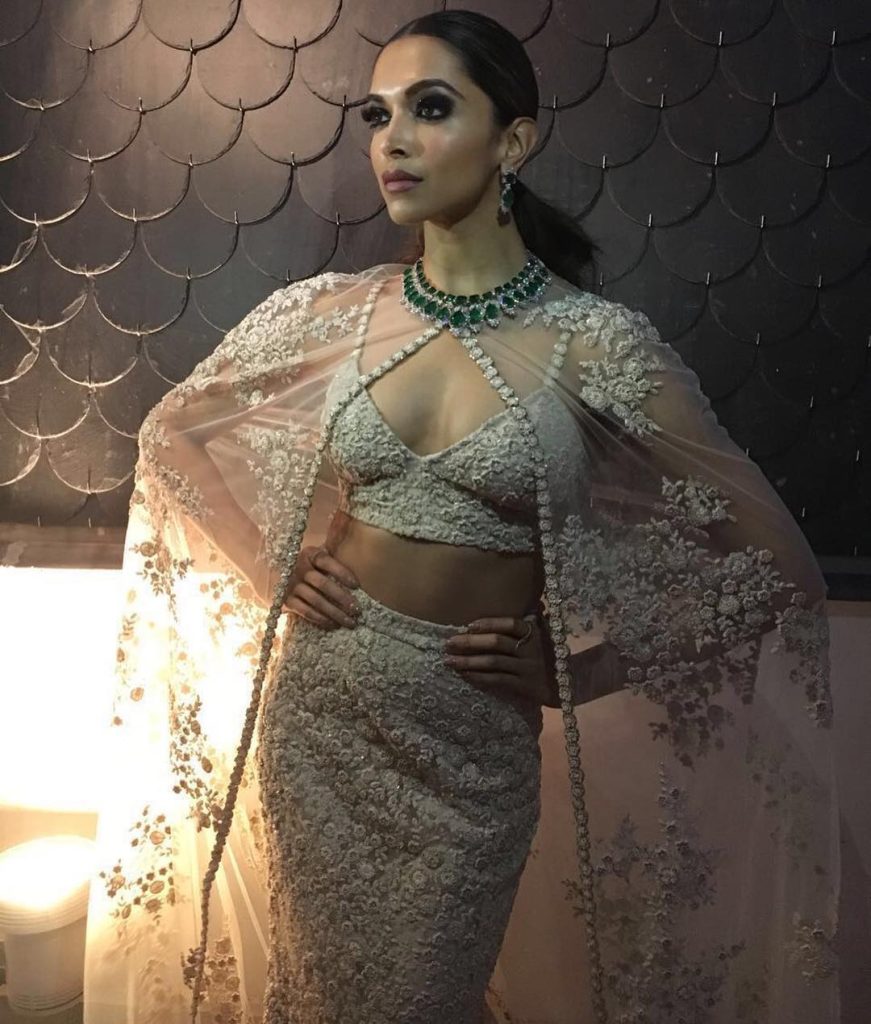 Deepika Padukone cleavage