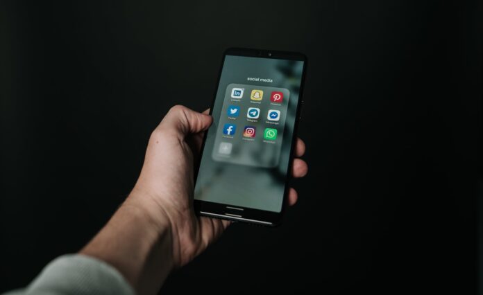 Some Bright Ideas to Augment Website Traffic through Social Media