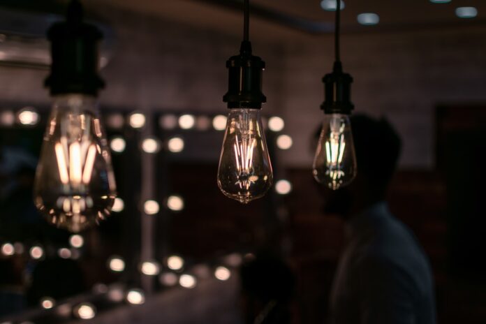 How To Choose The Best Light Bulb For Your Room