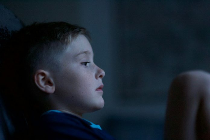 3 Tips For Helping A Child Who Gets Scared At Night